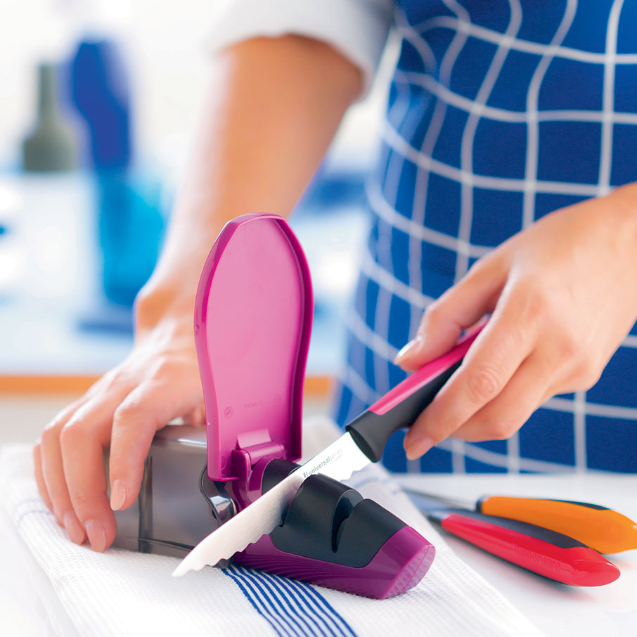 Tupperware® Universal Knife Sharpener for Straight & Serrated Knives - Image 3