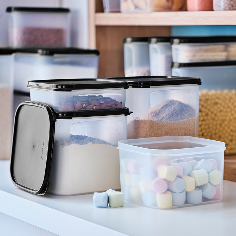 Tupperware? Modular Mates? Square 2 | Food Storage Container 11-cup / 2.6 L - Image 2
